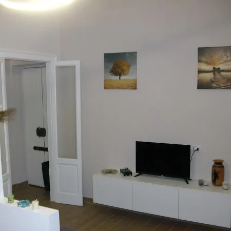 Domus Mea Apartmán